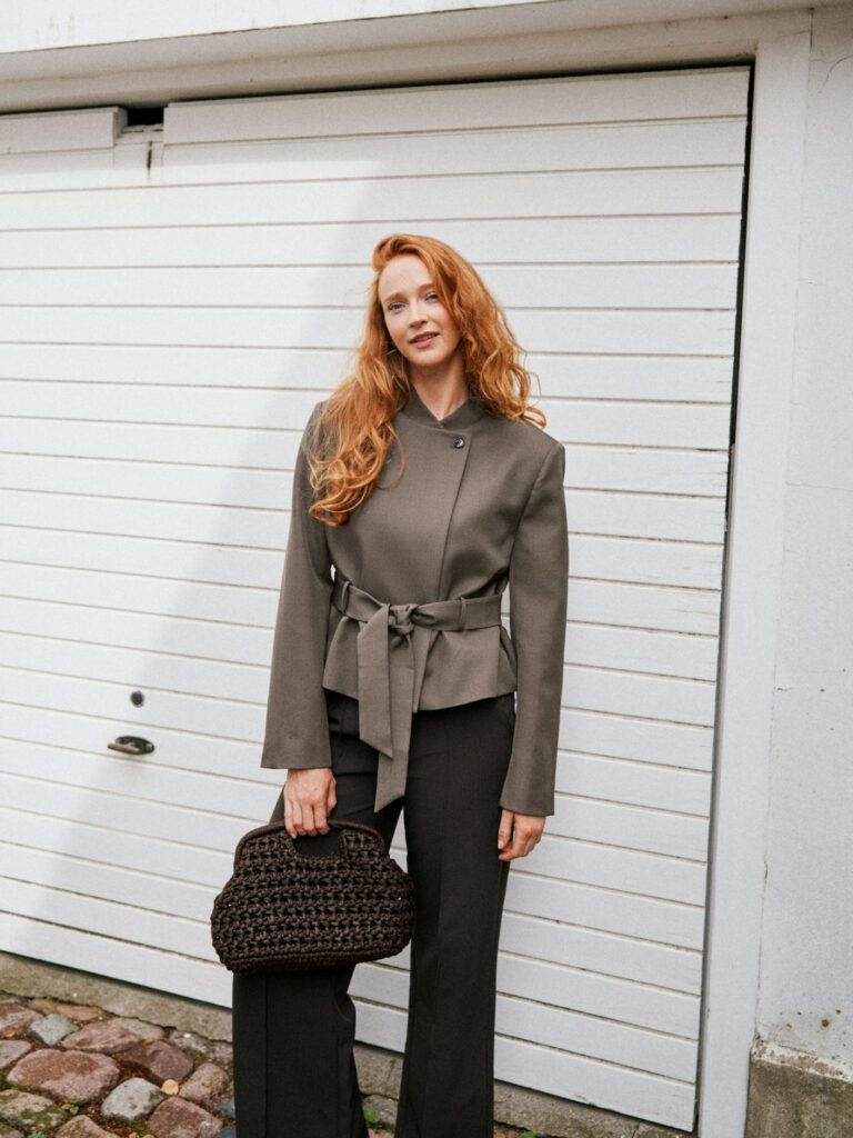 Neo Noir Kailyn stricture blazer Dusty Brown