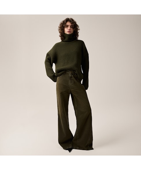 Lois Skater Flare Kombu green